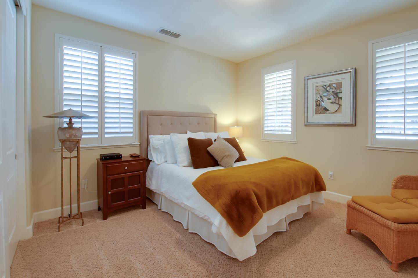 Detail Gallery Image 10 of 50 For 1610 Park Trail Dr, Hollister,  CA 95023 - 4 Beds | 3 Baths