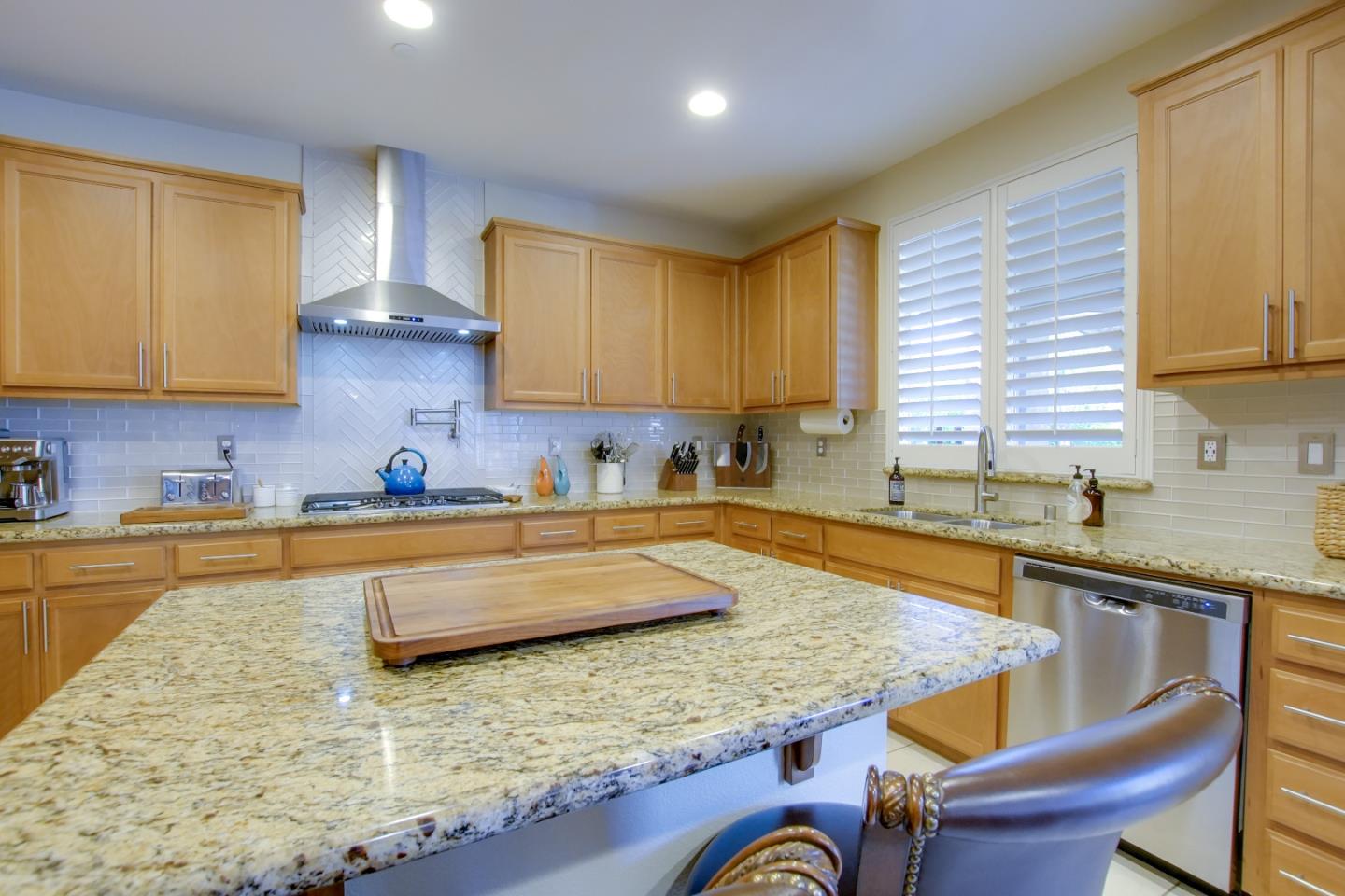 Detail Gallery Image 19 of 50 For 1610 Park Trail Dr, Hollister,  CA 95023 - 4 Beds | 3 Baths