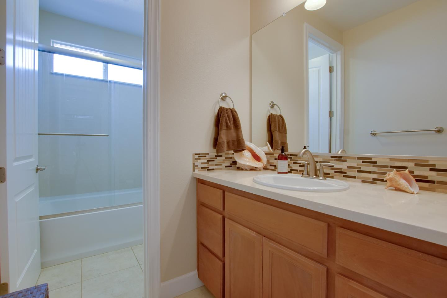 Detail Gallery Image 28 of 50 For 1610 Park Trail Dr, Hollister,  CA 95023 - 4 Beds | 3 Baths