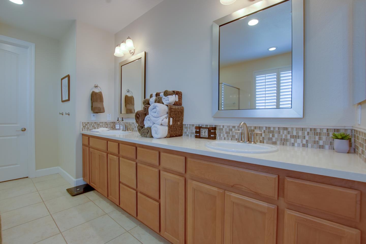 Detail Gallery Image 36 of 50 For 1610 Park Trail Dr, Hollister,  CA 95023 - 4 Beds | 3 Baths