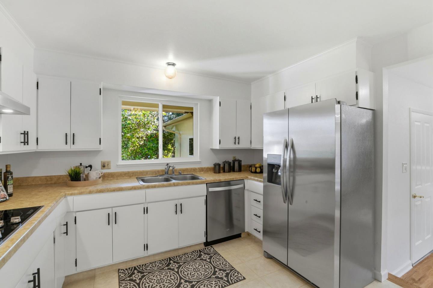 Detail Gallery Image 10 of 34 For 1297 Virginia Ave, Campbell,  CA 95008 - 3 Beds | 2 Baths