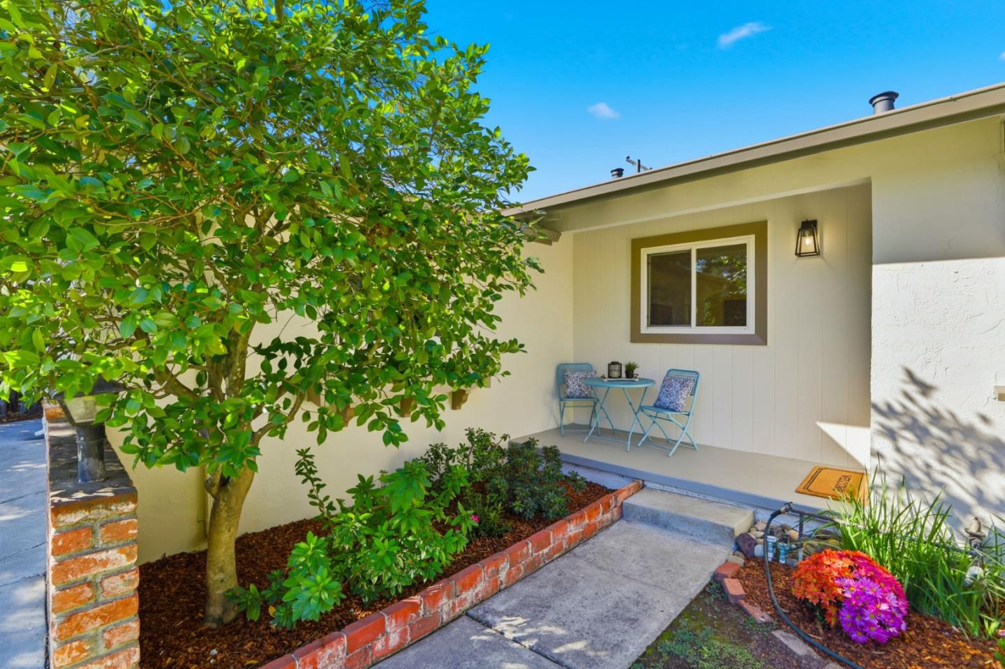 Detail Gallery Image 2 of 34 For 1297 Virginia Ave, Campbell,  CA 95008 - 3 Beds | 2 Baths