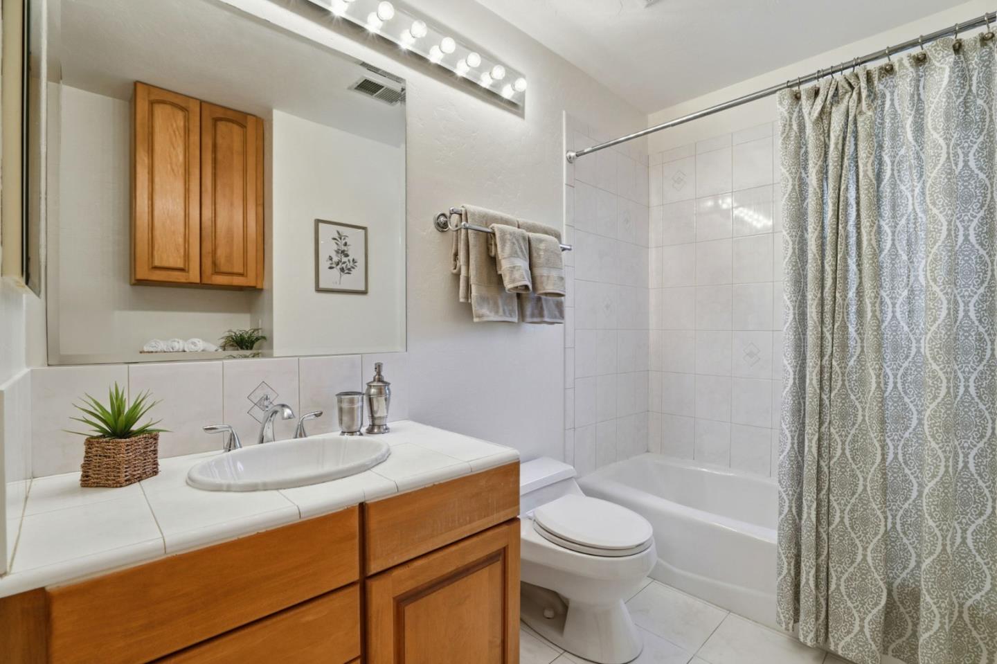 Detail Gallery Image 25 of 34 For 1297 Virginia Ave, Campbell,  CA 95008 - 3 Beds | 2 Baths