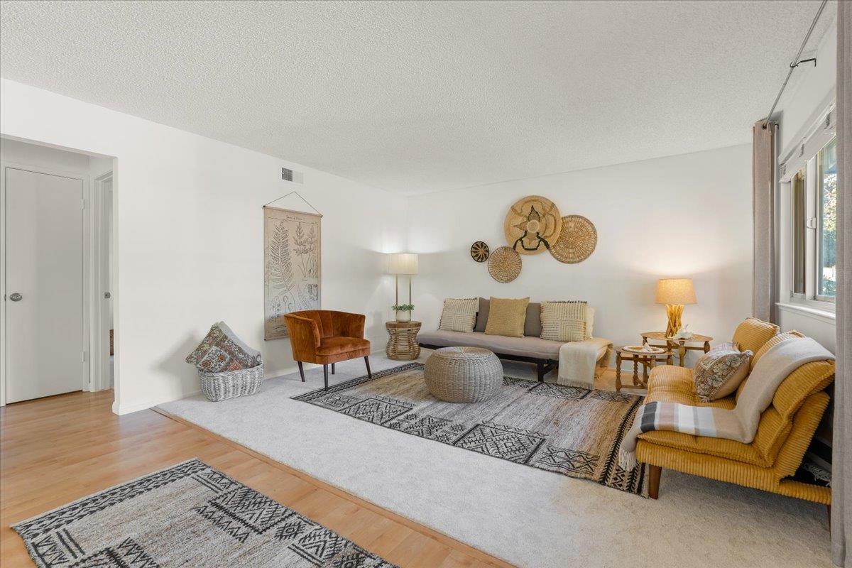 Detail Gallery Image 14 of 16 For 1375 42nd Ave #1,  Capitola,  CA 95010 - 2 Beds | 1 Baths