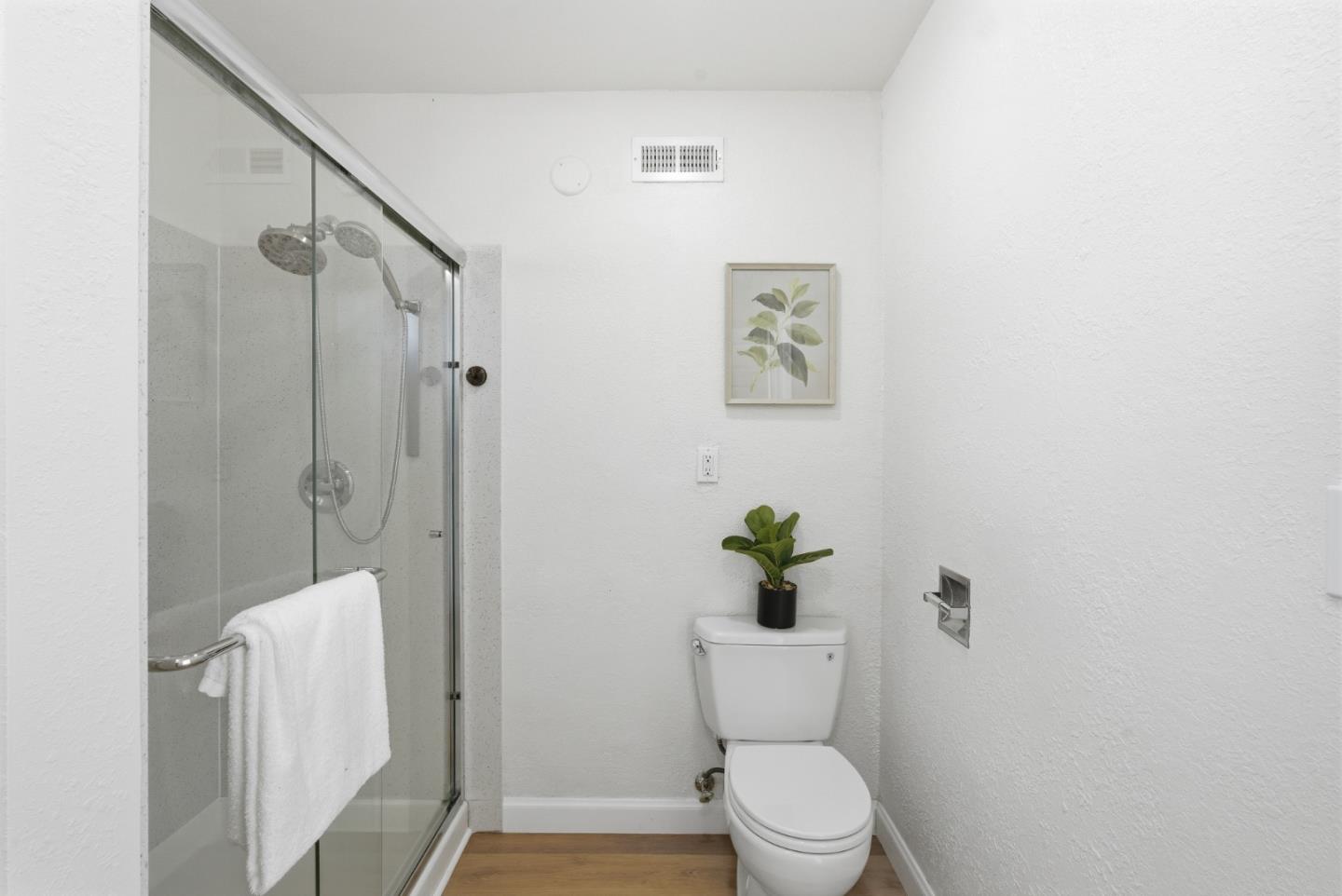 Detail Gallery Image 28 of 41 For 31266 Meadowbrook Ave, Hayward,  CA 94544 - 3 Beds | 2 Baths