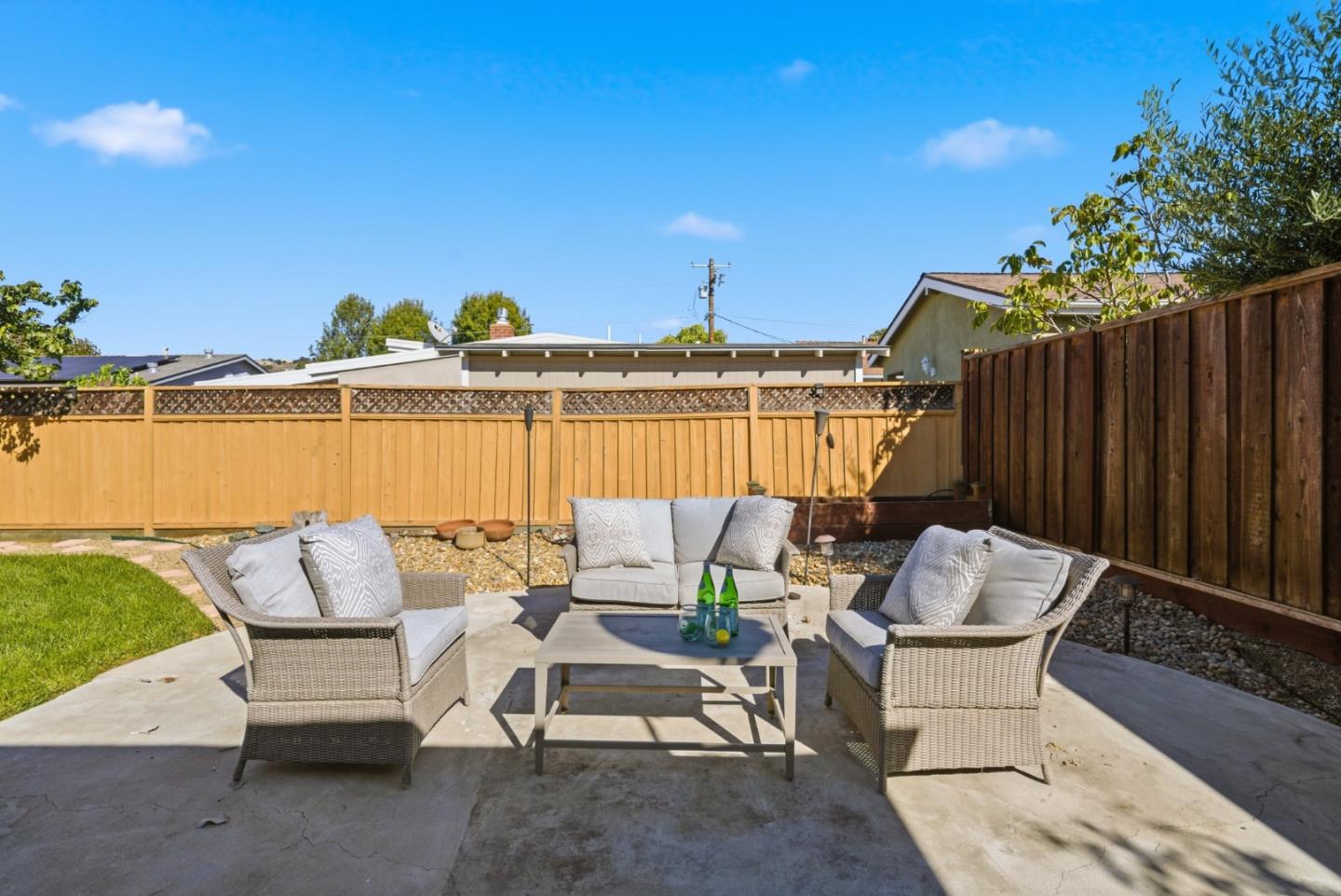 Detail Gallery Image 35 of 41 For 31266 Meadowbrook Ave, Hayward,  CA 94544 - 3 Beds | 2 Baths