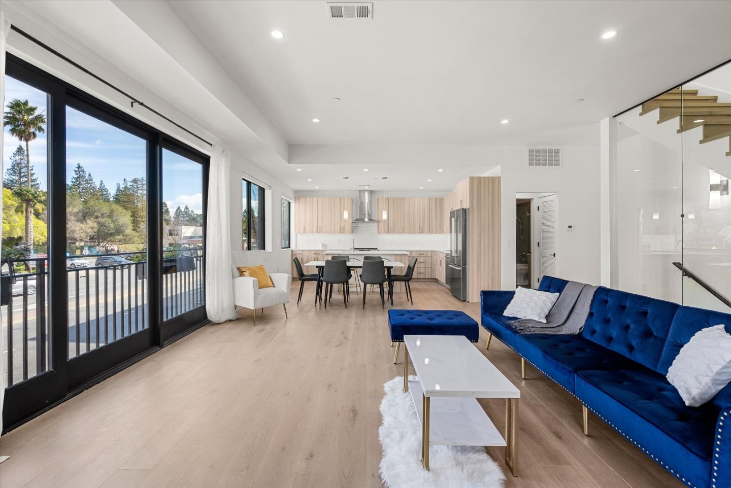 Front Image Thumbnail for ML82026190