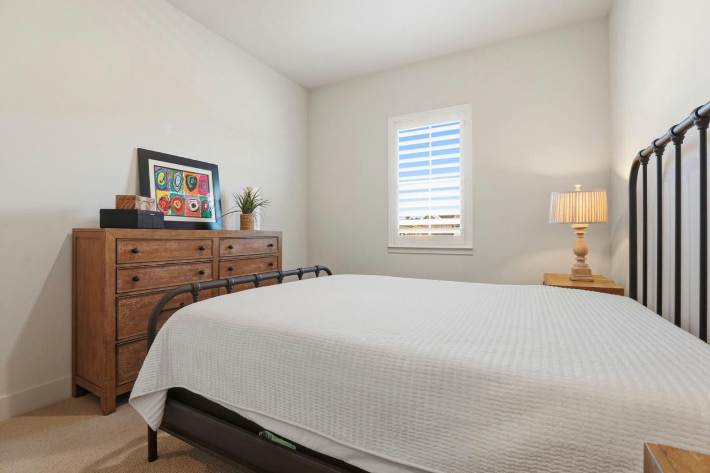 Detail Gallery Image 27 of 44 For 208 Luna Way, Hollister,  CA 95023 - 4 Beds | 3 Baths