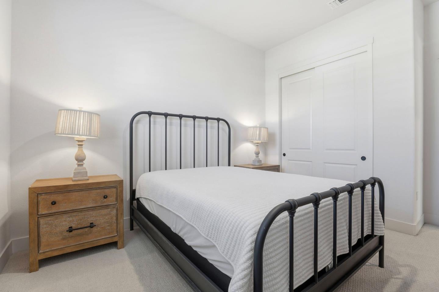 Detail Gallery Image 28 of 44 For 208 Luna Way, Hollister,  CA 95023 - 4 Beds | 3 Baths