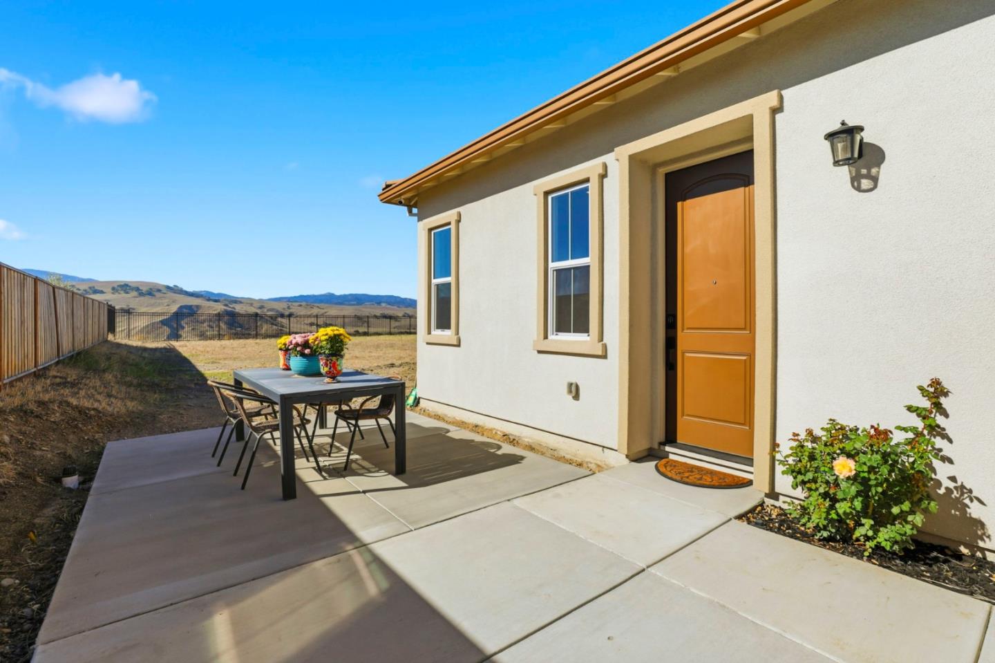 Detail Gallery Image 39 of 44 For 208 Luna Way, Hollister,  CA 95023 - 4 Beds | 3 Baths