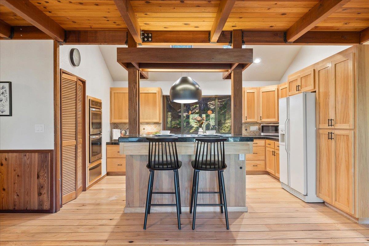 Detail Gallery Image 6 of 65 For 22163 Miller Ridge Rd, Los Gatos,  CA 95033 - 4 Beds | 2 Baths