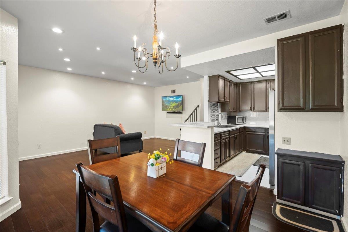 Detail Gallery Image 6 of 14 For 3105 Kenland Dr, San Jose,  CA 95111 - 2 Beds | 2 Baths