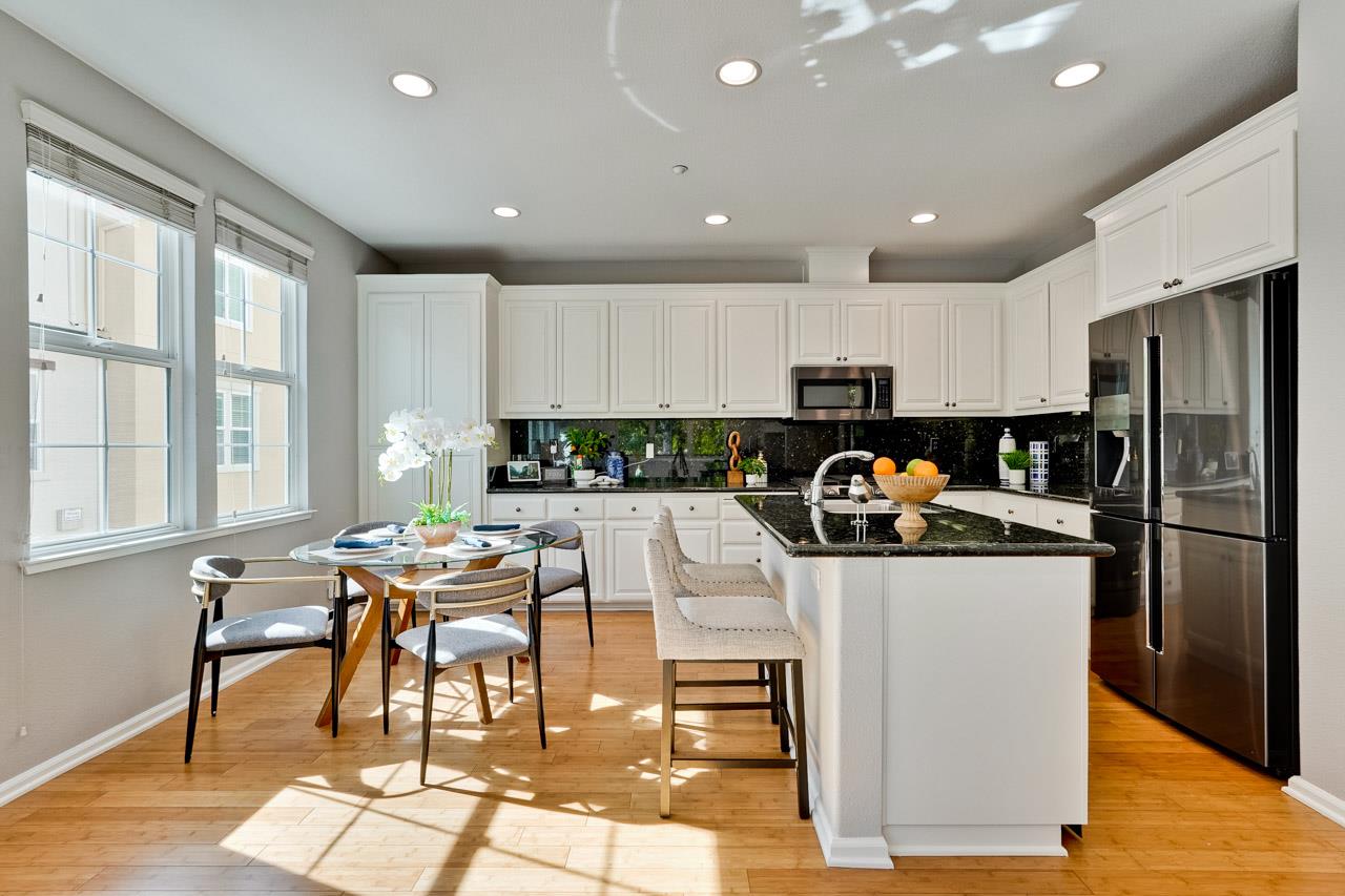 Detail Gallery Image 17 of 45 For 4012 Fitzpatrick Way, Santa Clara,  CA 95054 - 3 Beds | 2/1 Baths