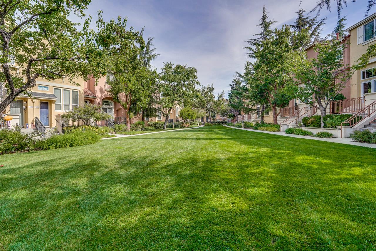 Detail Gallery Image 43 of 45 For 4012 Fitzpatrick Way, Santa Clara,  CA 95054 - 3 Beds | 2/1 Baths