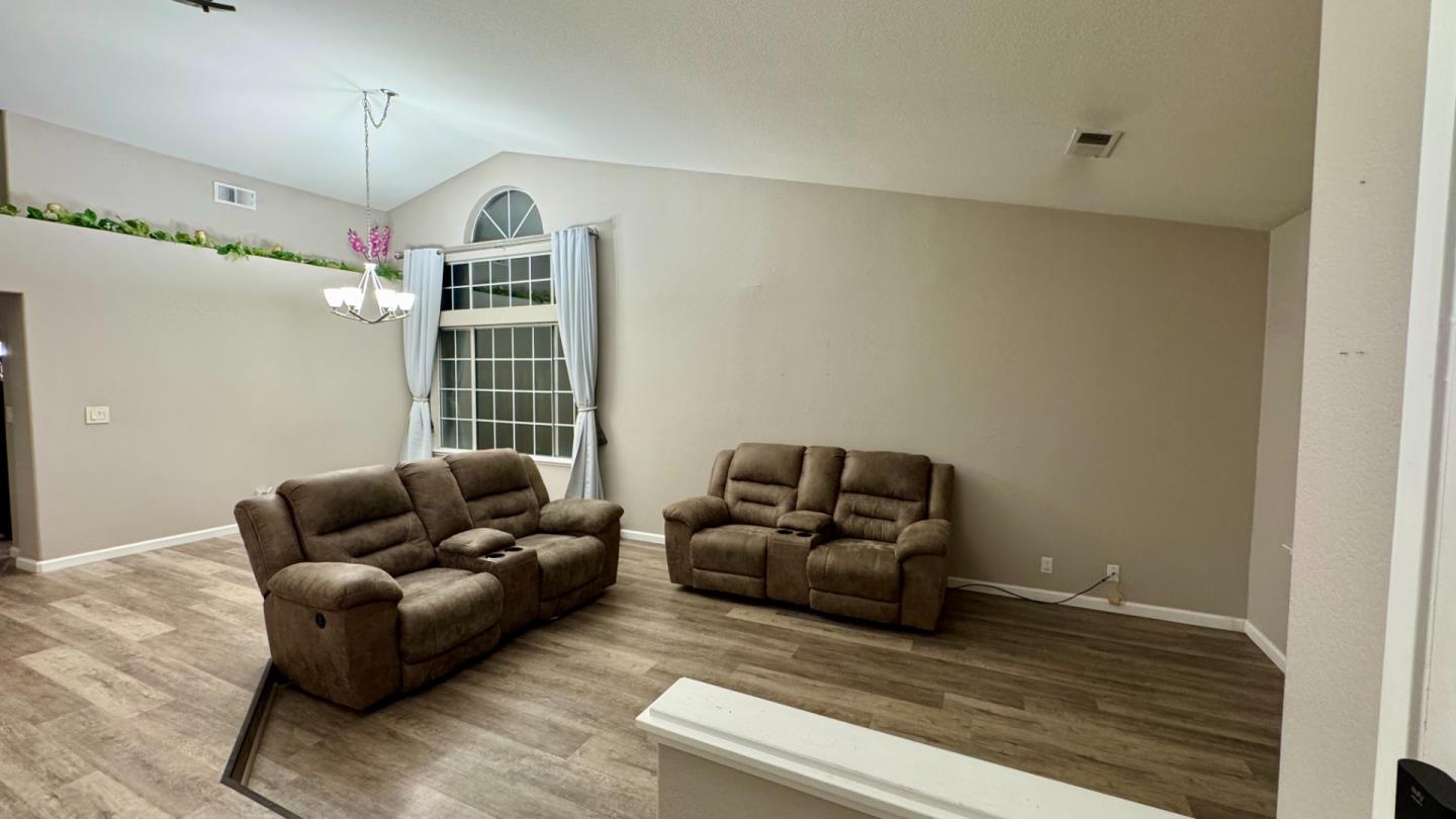 Detail Gallery Image 3 of 18 For 296 Costa Del Mar Rd, Marina,  CA 93933 - 3 Beds | 2 Baths