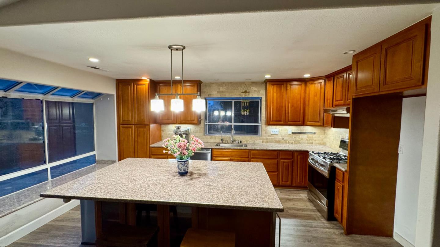 Detail Gallery Image 6 of 18 For 296 Costa Del Mar Rd, Marina,  CA 93933 - 3 Beds | 2 Baths