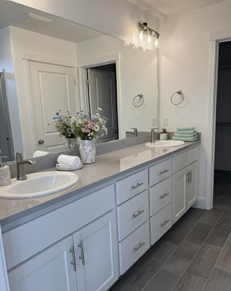 Detail Gallery Image 3 of 5 For 1133 Scout Peak Way, Hollister,  CA 95023 - 3 Beds | 2/1 Baths