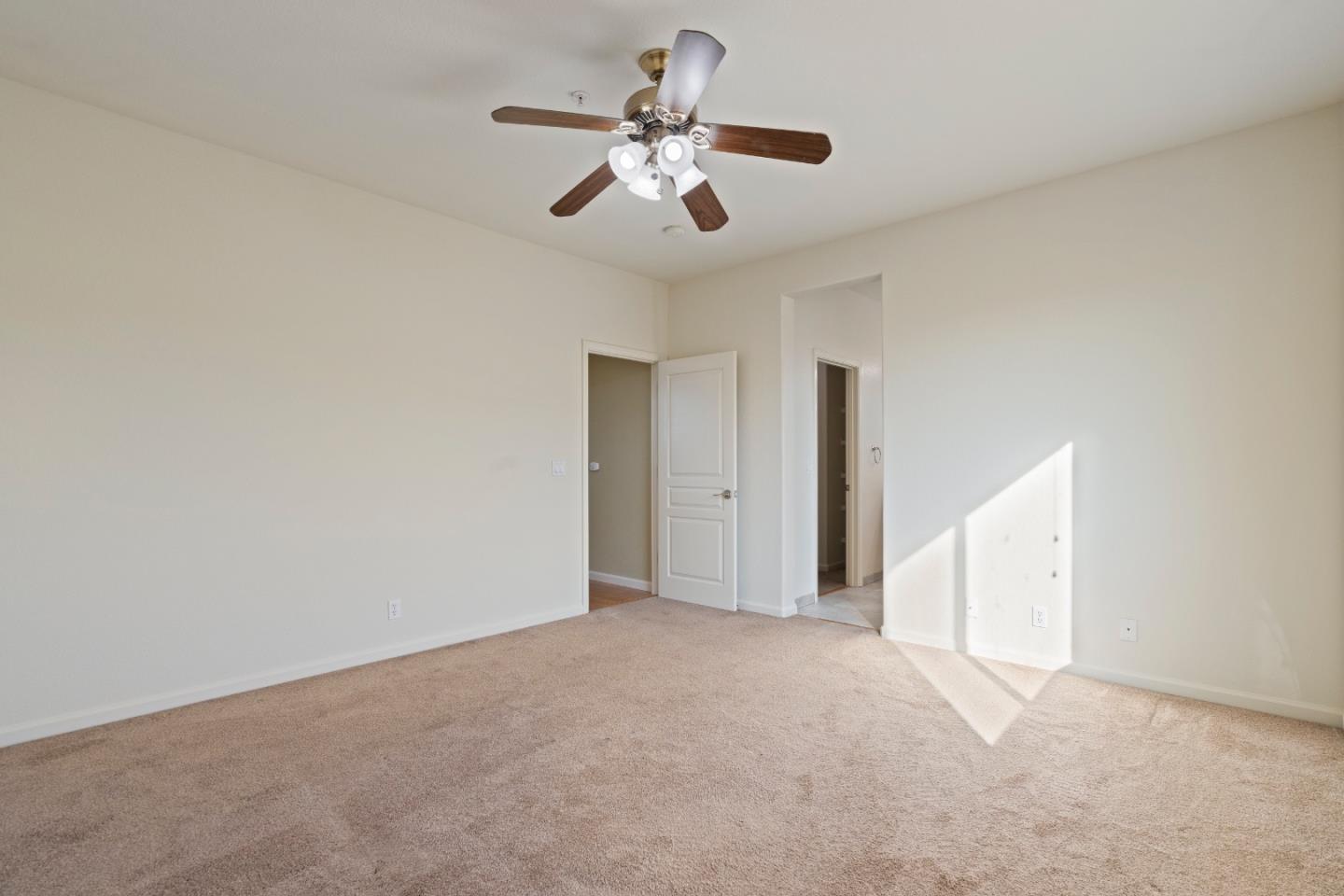 Detail Gallery Image 23 of 34 For 757 Roble St, Watsonville,  CA 95076 - 4 Beds | 2/1 Baths