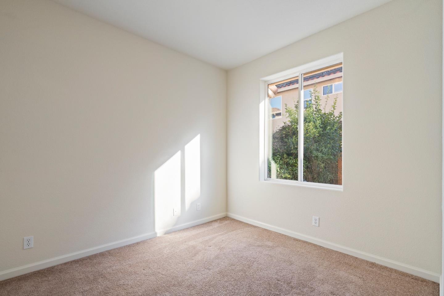 Detail Gallery Image 28 of 34 For 757 Roble St, Watsonville,  CA 95076 - 4 Beds | 2/1 Baths