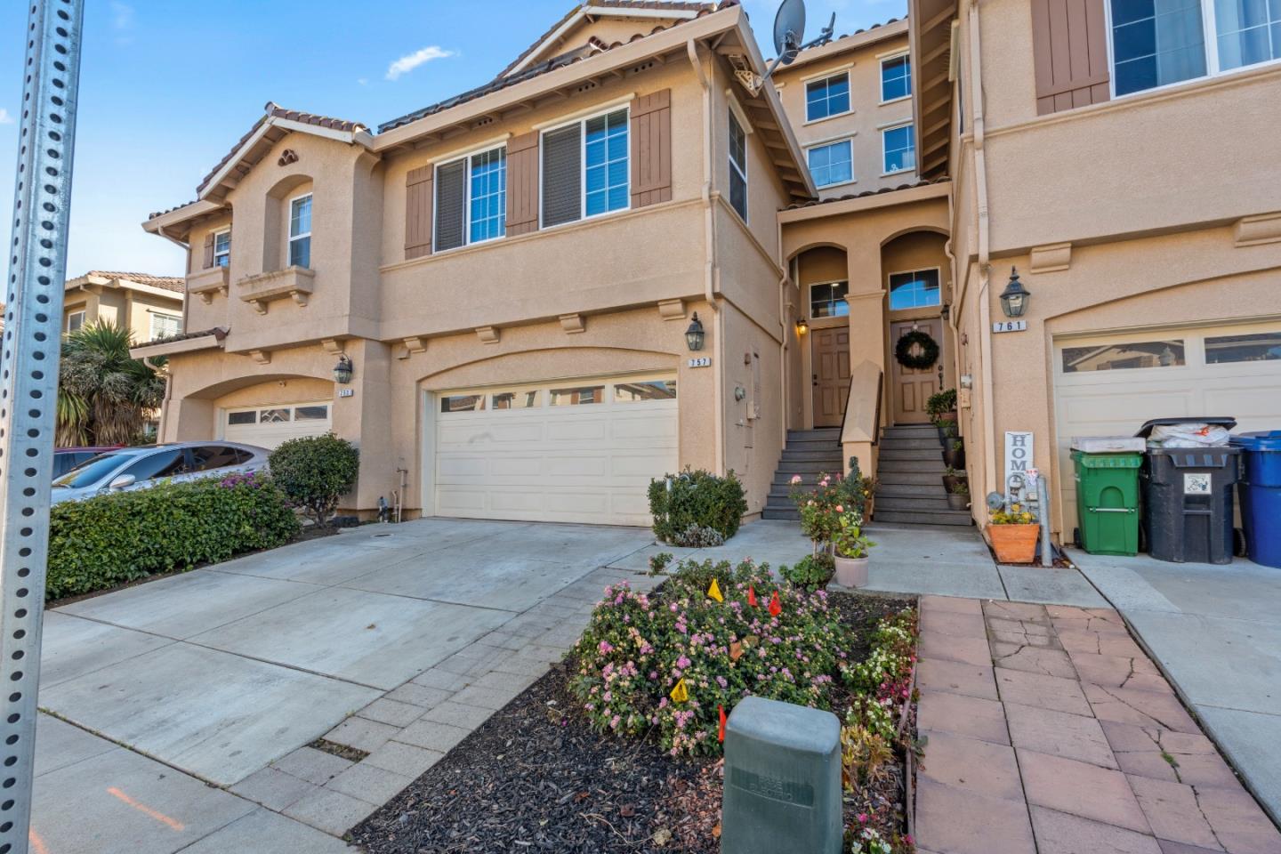 Detail Gallery Image 3 of 34 For 757 Roble St, Watsonville,  CA 95076 - 4 Beds | 2/1 Baths