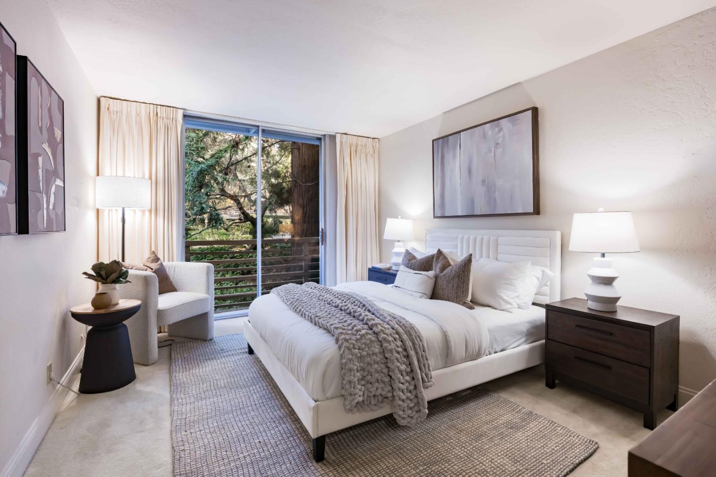 Detail Gallery Image 9 of 21 For 1100 Sharon Park Dr #3,  Menlo Park,  CA 94025 - 3 Beds | 2 Baths