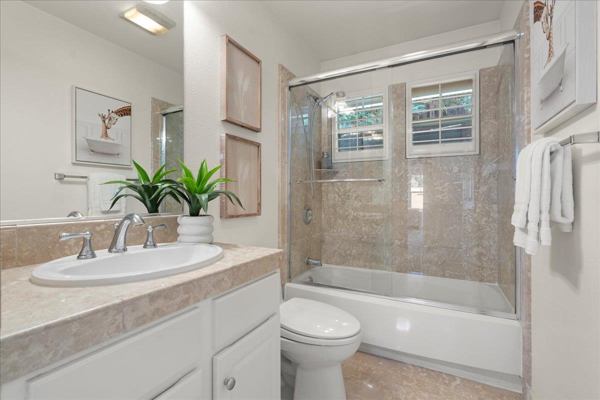 Detail Gallery Image 15 of 31 For 182 Cuesta De Los Gatos, Los Gatos,  CA 95032 - 3 Beds | 2/1 Baths