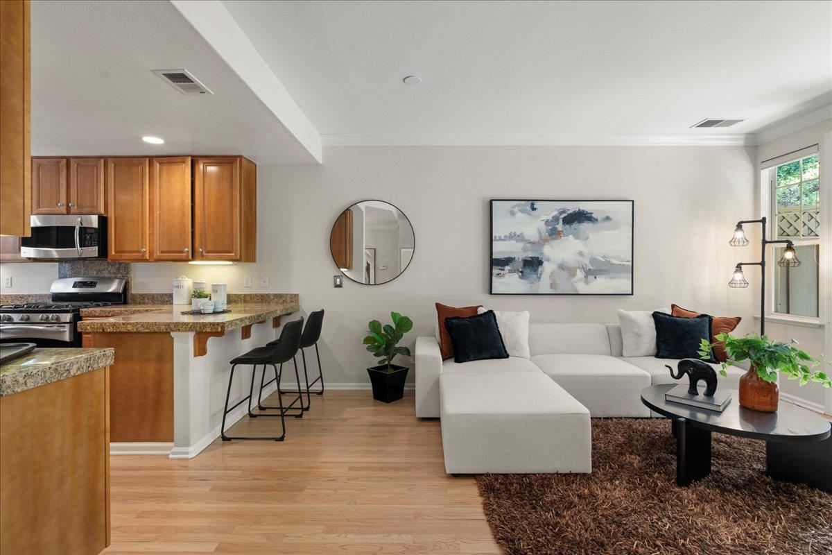 Detail Gallery Image 7 of 31 For 182 Cuesta De Los Gatos, Los Gatos,  CA 95032 - 3 Beds | 2/1 Baths