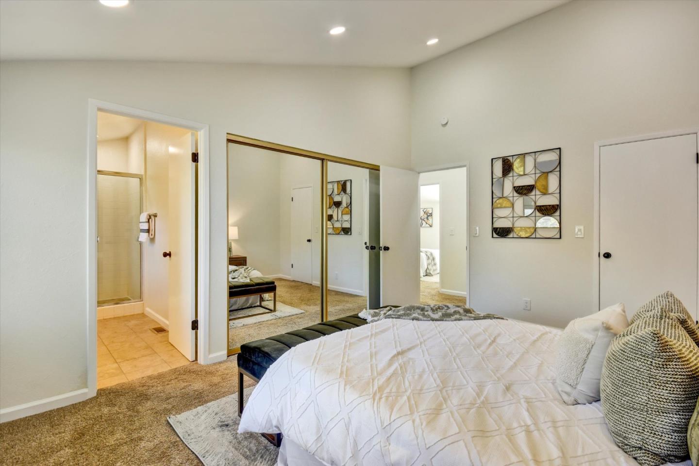 Detail Gallery Image 12 of 19 For 435 Alberto Way #17,  Los Gatos,  CA 95032 - 3 Beds | 2/1 Baths