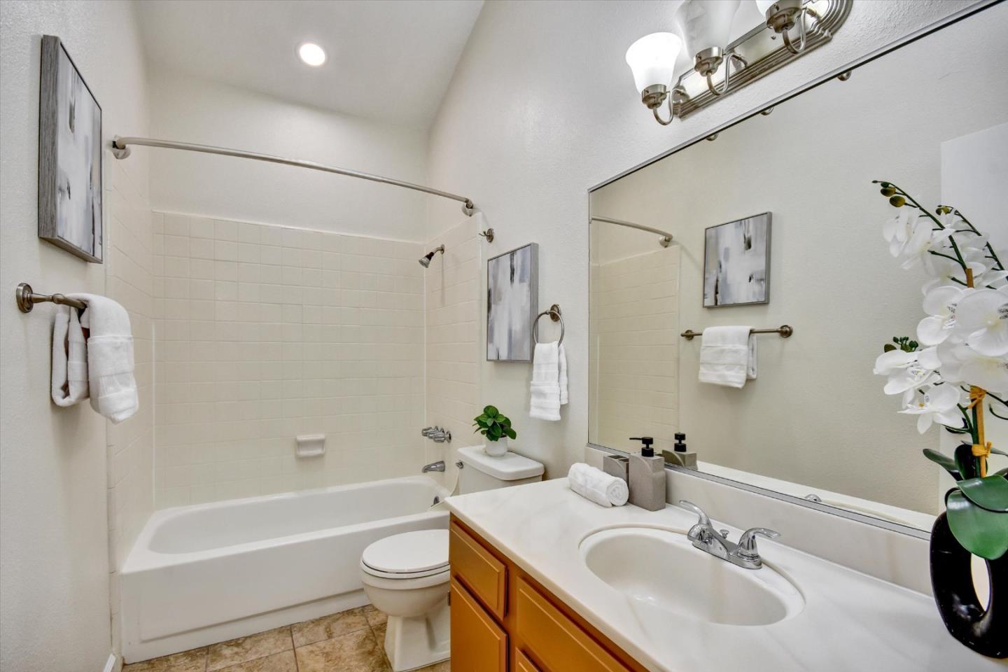 Detail Gallery Image 15 of 19 For 435 Alberto Way #17,  Los Gatos,  CA 95032 - 3 Beds | 2/1 Baths