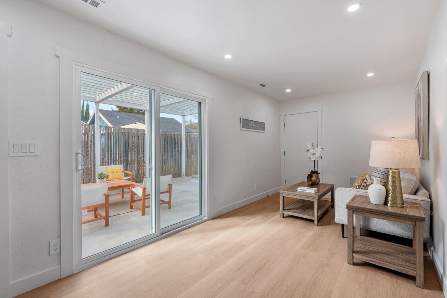 Detail Gallery Image 10 of 61 For 841 Harrison St, Santa Clara,  CA 95050 - 5 Beds | 4 Baths