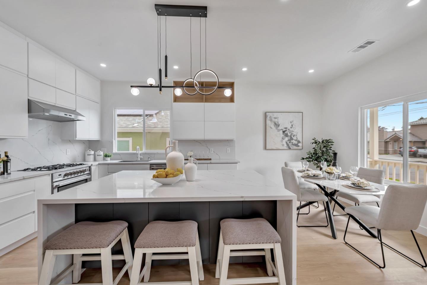 Detail Gallery Image 14 of 61 For 841 Harrison St, Santa Clara,  CA 95050 - 5 Beds | 4 Baths