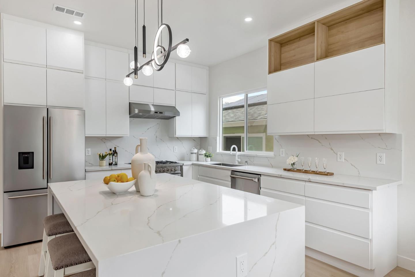 Detail Gallery Image 15 of 61 For 841 Harrison St, Santa Clara,  CA 95050 - 5 Beds | 4 Baths