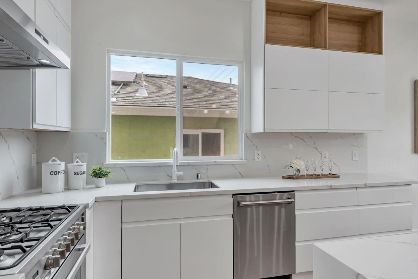 Detail Gallery Image 18 of 61 For 841 Harrison St, Santa Clara,  CA 95050 - 5 Beds | 4 Baths