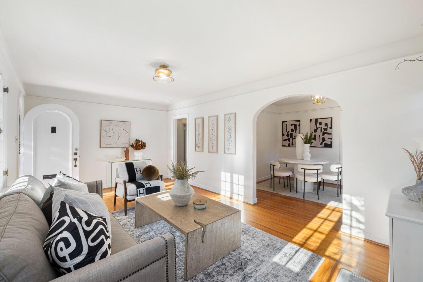 Detail Gallery Image 10 of 37 For 1030 Morrell Ave, Burlingame,  CA 94010 - 3 Beds | 2 Baths