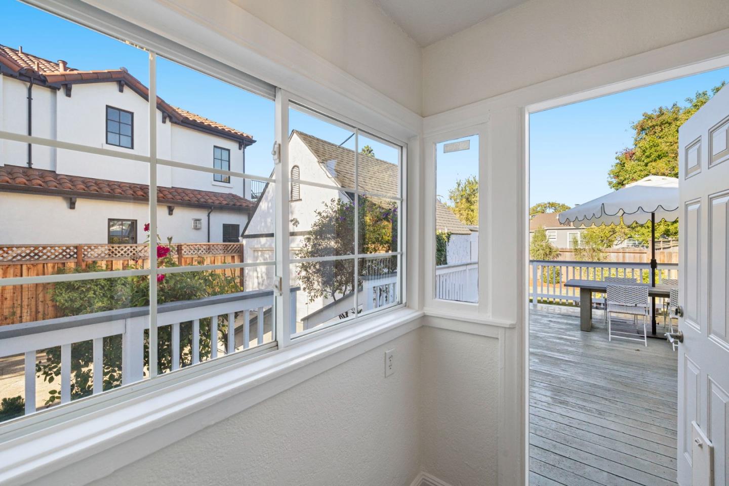 Detail Gallery Image 26 of 37 For 1030 Morrell Ave, Burlingame,  CA 94010 - 3 Beds | 2 Baths