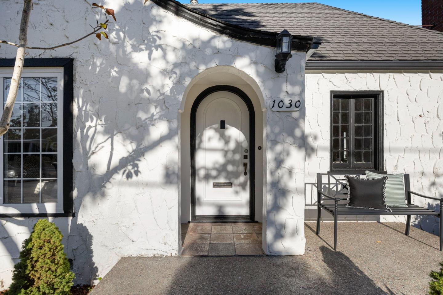 Detail Gallery Image 5 of 37 For 1030 Morrell Ave, Burlingame,  CA 94010 - 3 Beds | 2 Baths