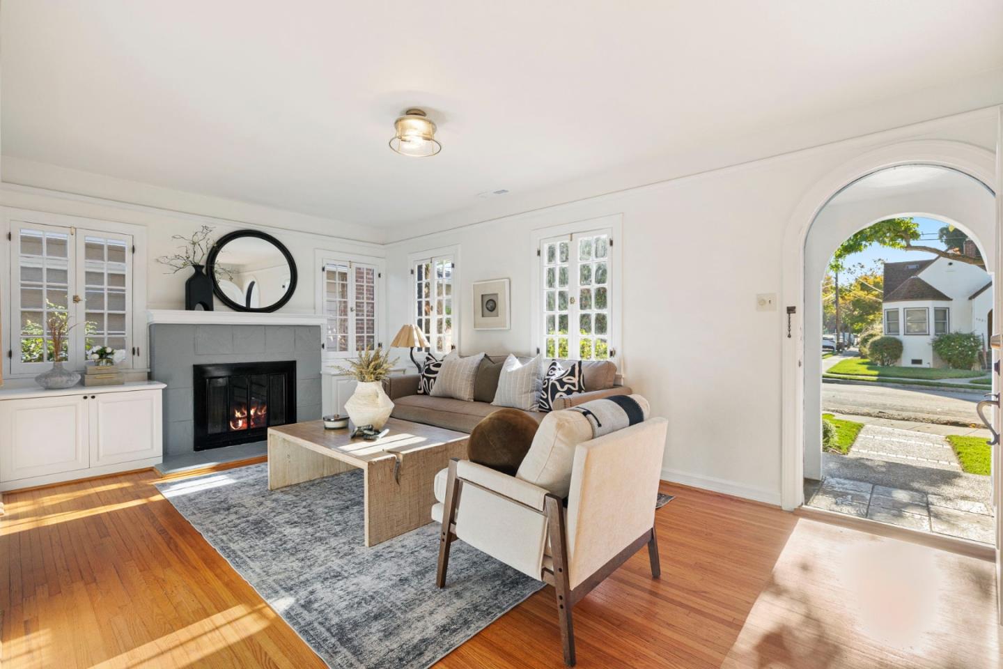 Detail Gallery Image 7 of 37 For 1030 Morrell Ave, Burlingame,  CA 94010 - 3 Beds | 2 Baths