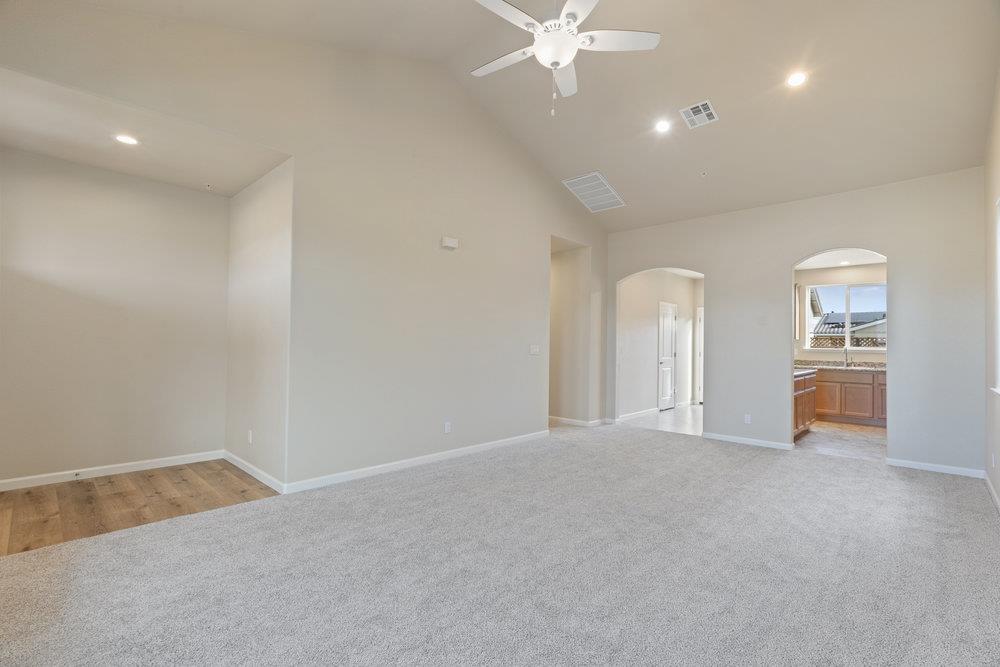 Detail Gallery Image 10 of 52 For 784 Livingston Ave, King City,  CA 93930 - 4 Beds | 2 Baths