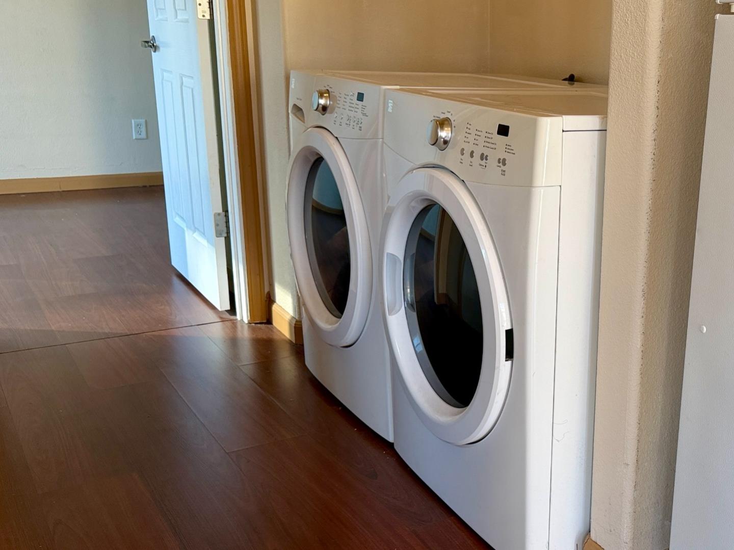 Detail Gallery Image 5 of 9 For 1730 Commercial Way #32,  Santa Cruz,  CA 95065 - 1 Beds | 1 Baths