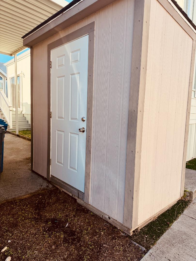 Detail Gallery Image 9 of 9 For 1730 Commercial Way #32,  Santa Cruz,  CA 95065 - 1 Beds | 1 Baths