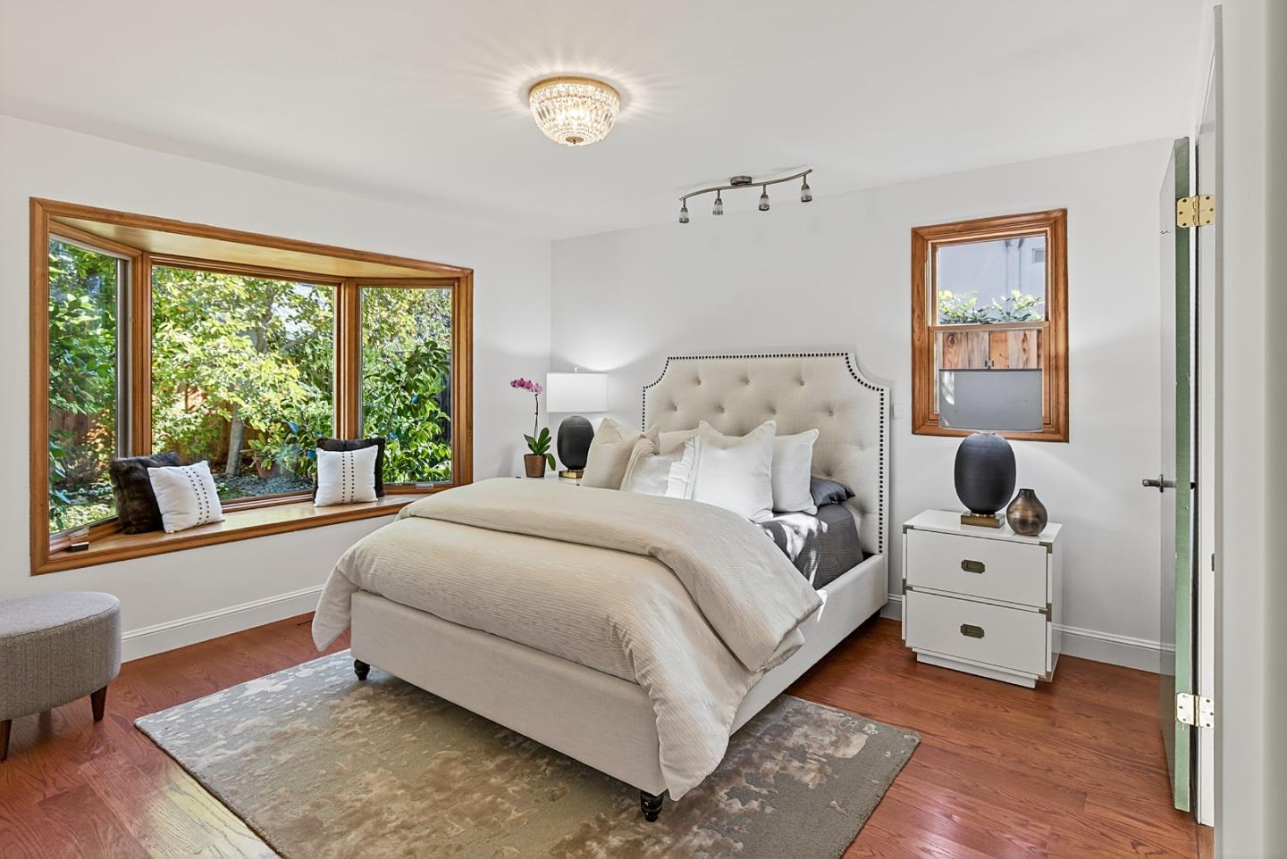 Detail Gallery Image 11 of 30 For 2685 Cowper St, Palo Alto,  CA 94306 - 4 Beds | 3 Baths