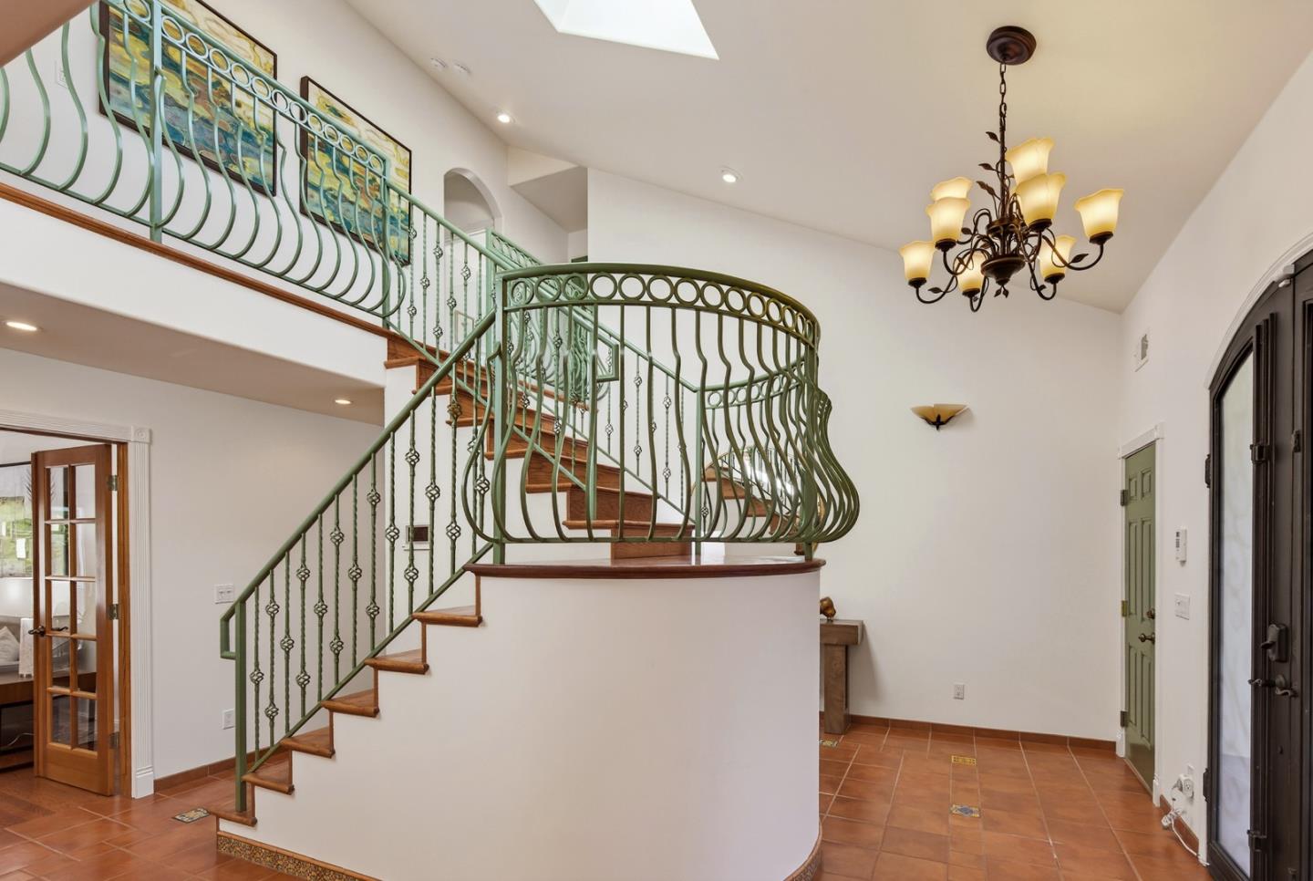 Detail Gallery Image 2 of 30 For 2685 Cowper St, Palo Alto,  CA 94306 - 4 Beds | 3 Baths