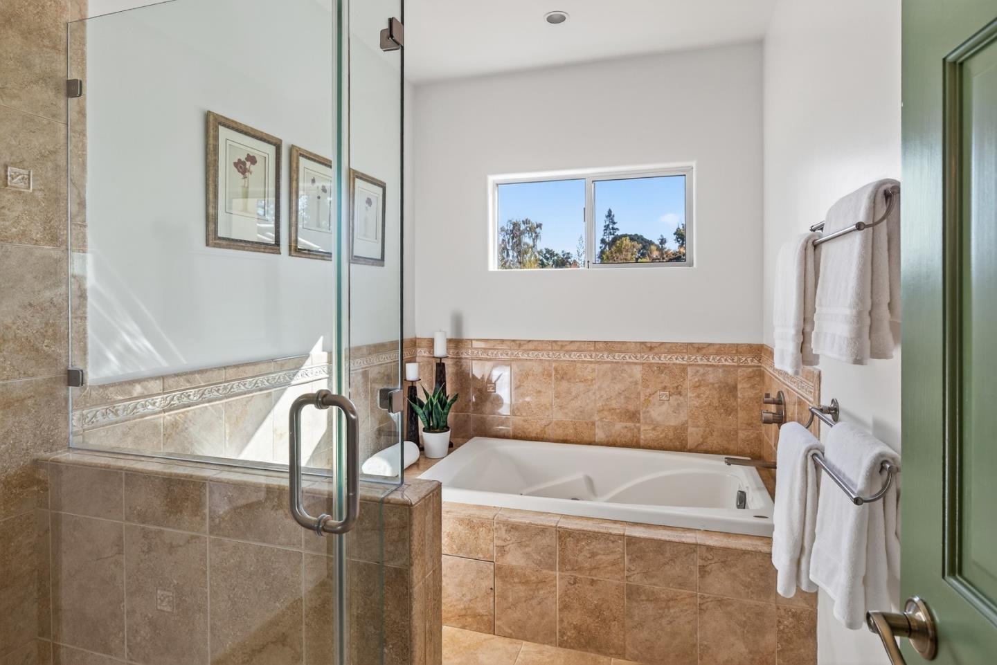 Detail Gallery Image 20 of 30 For 2685 Cowper St, Palo Alto,  CA 94306 - 4 Beds | 3 Baths