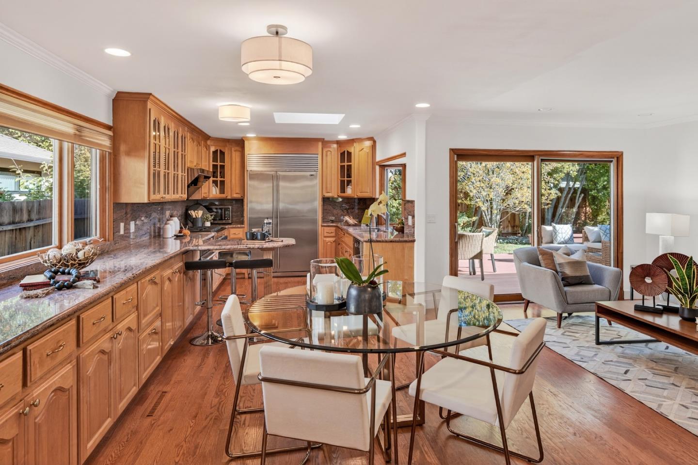 Detail Gallery Image 9 of 30 For 2685 Cowper St, Palo Alto,  CA 94306 - 4 Beds | 3 Baths