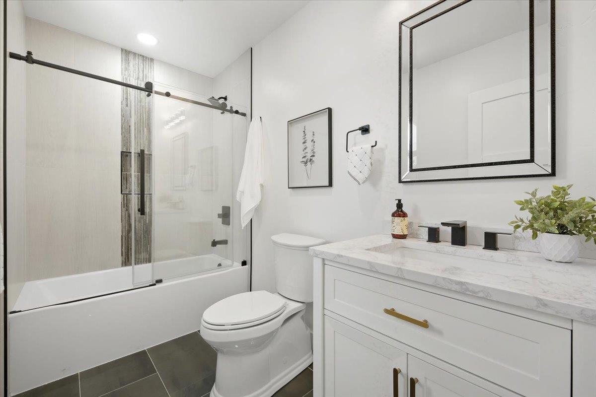 Detail Gallery Image 12 of 27 For 40 Valley View Ave, San Jose,  CA 95127 - 4 Beds | 3 Baths