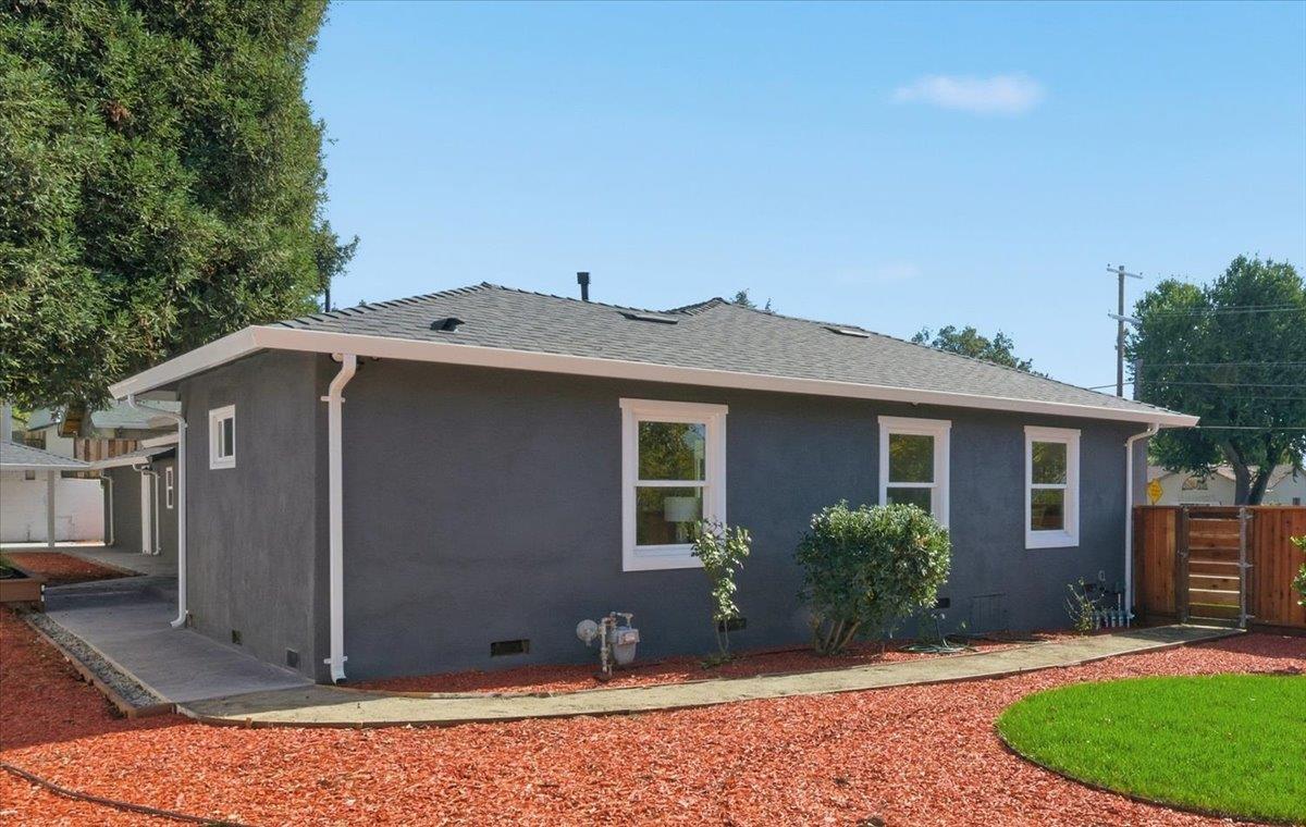 Detail Gallery Image 23 of 27 For 40 Valley View Ave, San Jose,  CA 95127 - 4 Beds | 3 Baths