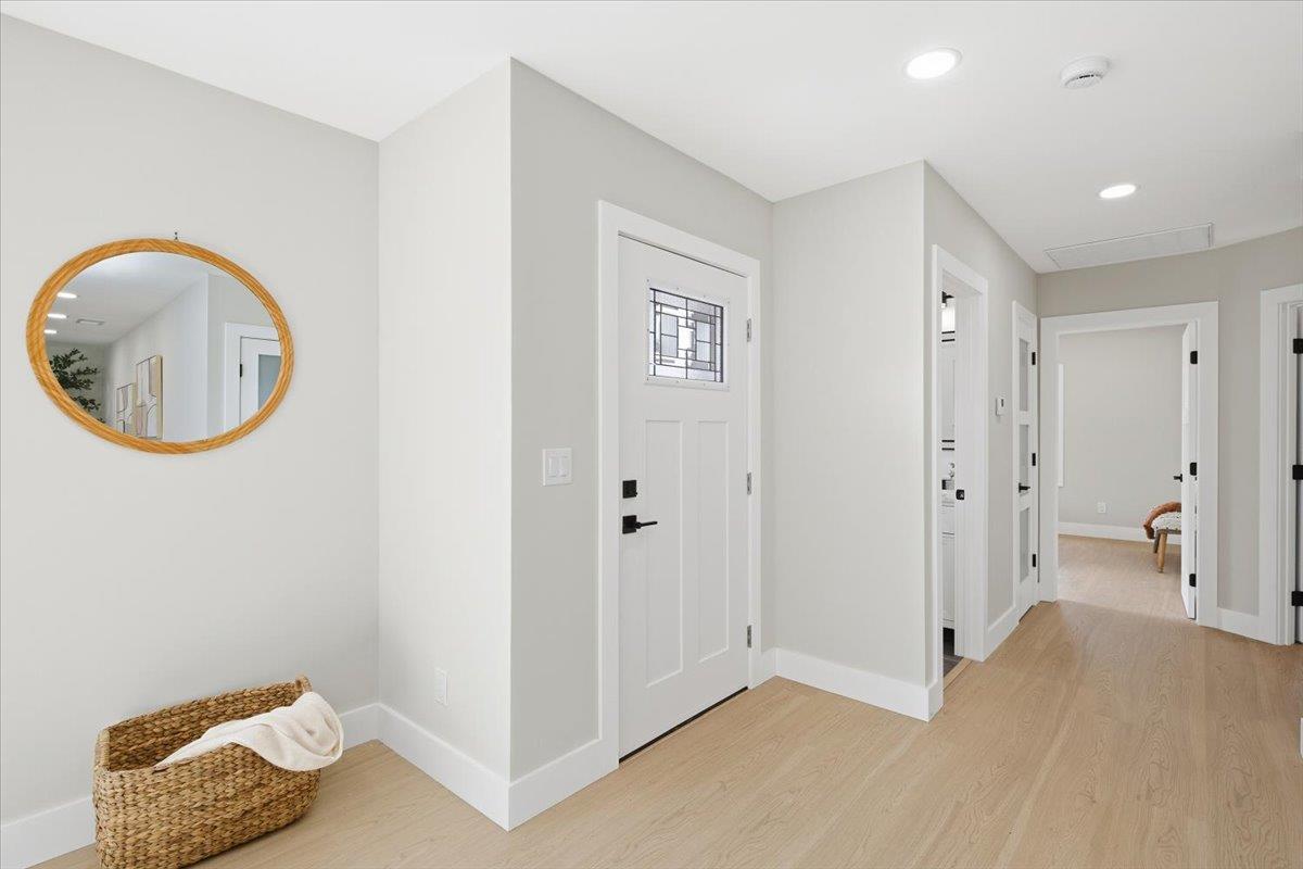 Detail Gallery Image 3 of 27 For 40 Valley View Ave, San Jose,  CA 95127 - 4 Beds | 3 Baths