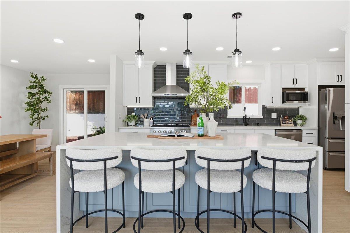 Detail Gallery Image 9 of 27 For 40 Valley View Ave, San Jose,  CA 95127 - 4 Beds | 3 Baths