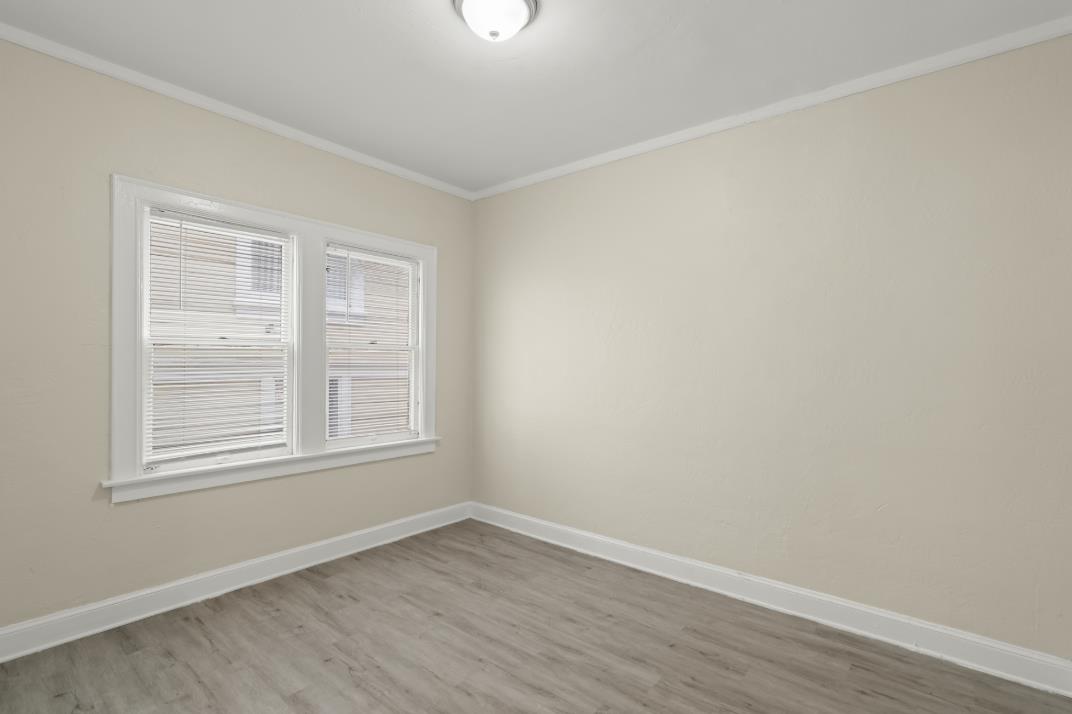 Detail Gallery Image 7 of 9 For 460 S 6th St, San Jose,  CA 95112 - – Beds | – Baths