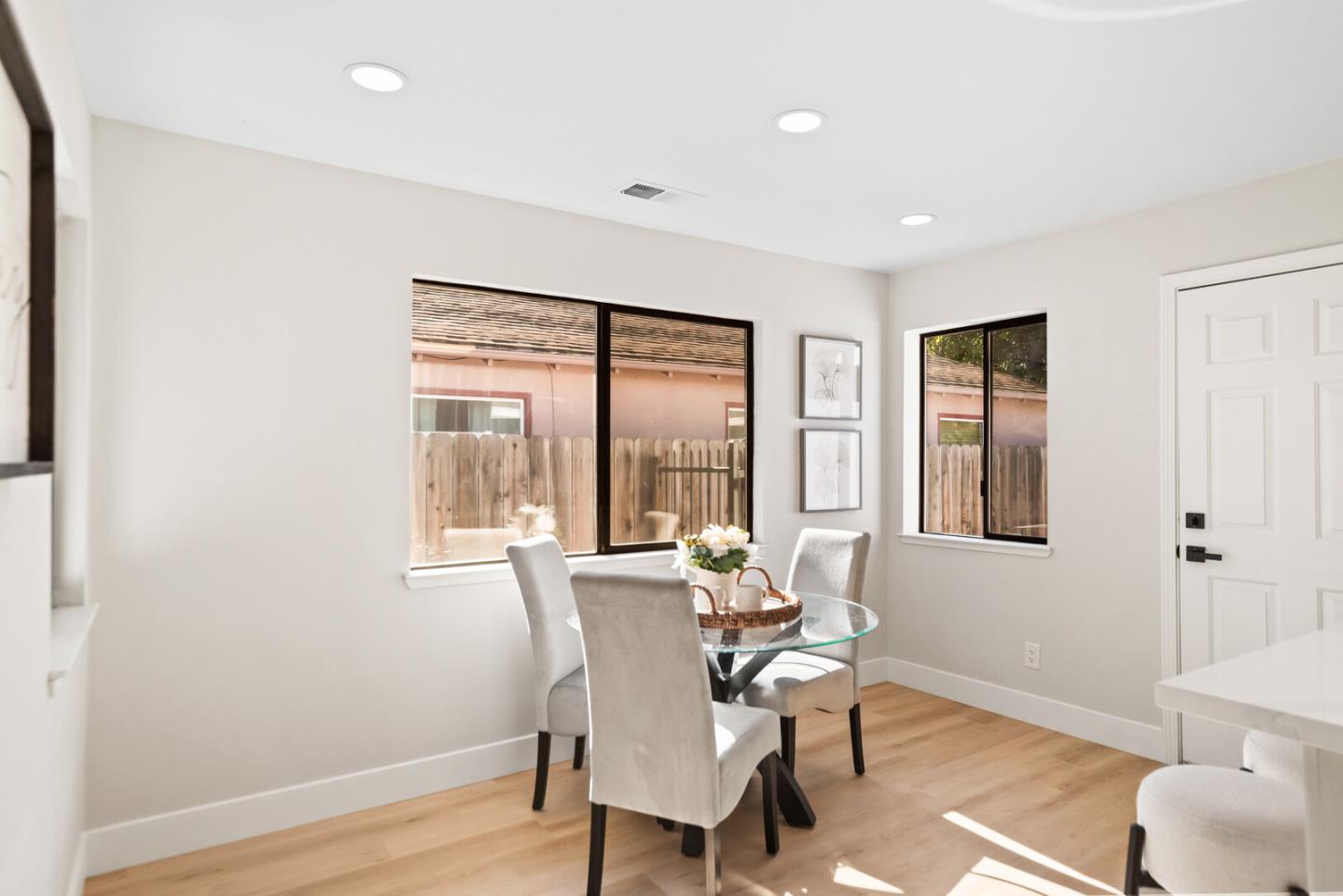 Detail Gallery Image 14 of 26 For 750 N 12th St, San Jose,  CA 95112 - 4 Beds | 2 Baths